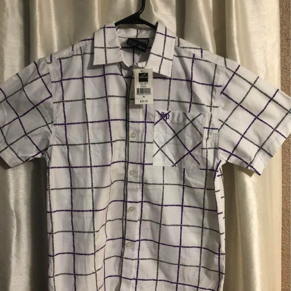 BRAND NEW!!! Boy’s SOUTHPOLE Casual Button Down Shirt (Size: 12-14)